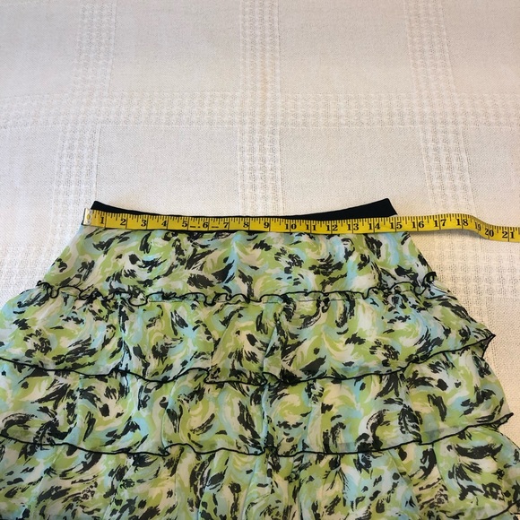 Beautiful Summer Skirt! - Picture 4 of 9